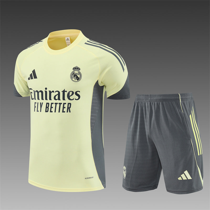 Kit entrenamiento Real Madrid 25/26
