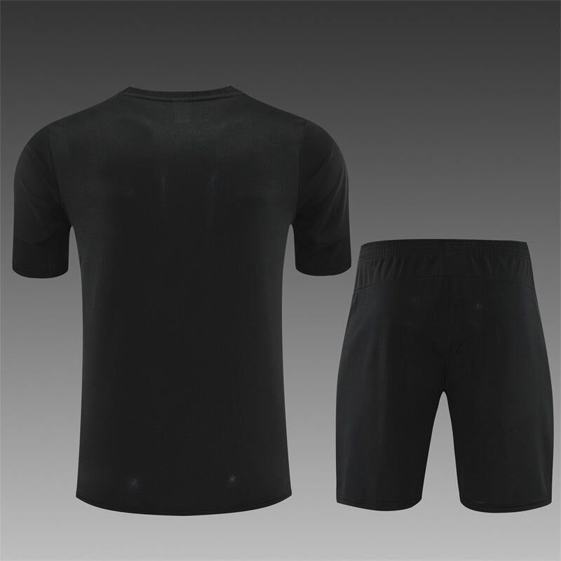 Kit entrenamiento Manchester City 25/26