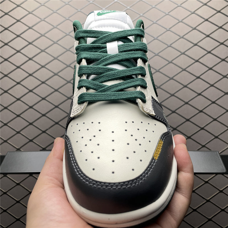 Nike Dunk Low DV0833-111