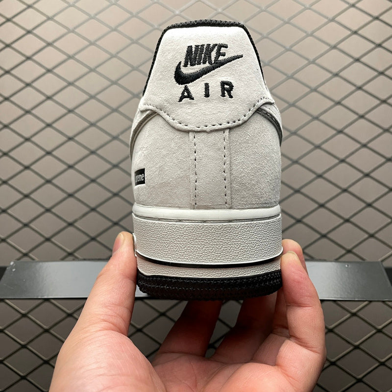 Nike Air Force 1 ME2392-105