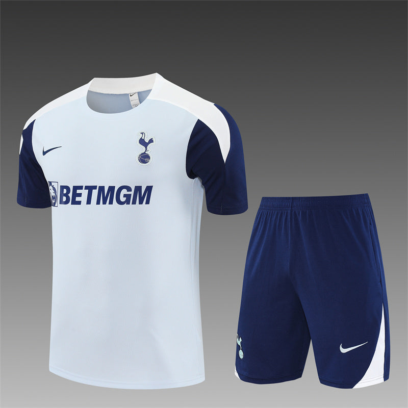 Kit entrenamiento Tottenham 25/26