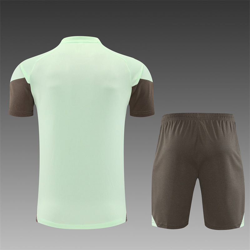 Kit entrenamiento Real Madrid 25/26