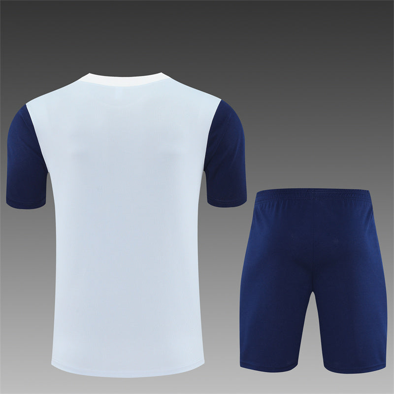 Kit entrenamiento Tottenham 25/26