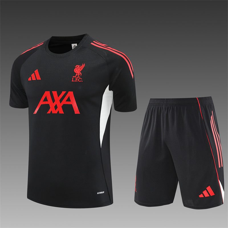 Kit entrenamiento Liverpool 25/26