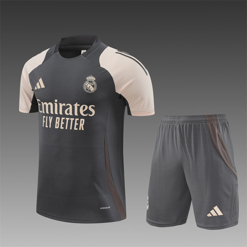 Kit entrenamiento Real Madrid 24/25