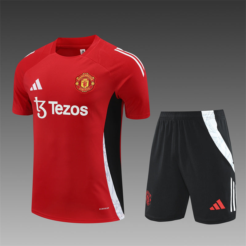 Kit entrenamiento Manchester United 24/25