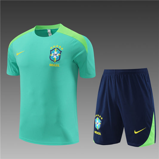 Kit entrenamiento Brasil 24/25