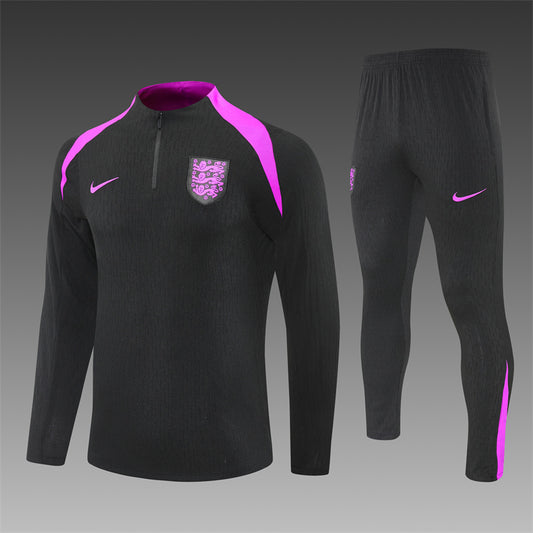 Inglaterra 25/26 (entrenamiento)