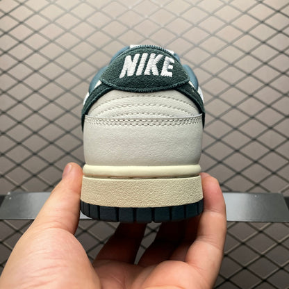 Nike Dunk Low FQ8080-133