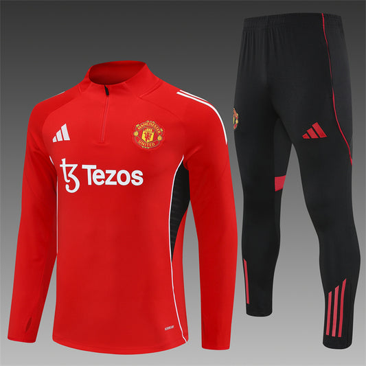 Manchester United 25/26 (entrenamiento)