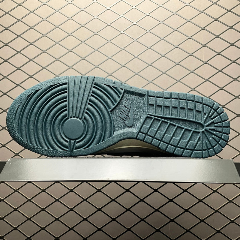 Nike Dunk Low FQ8080-133