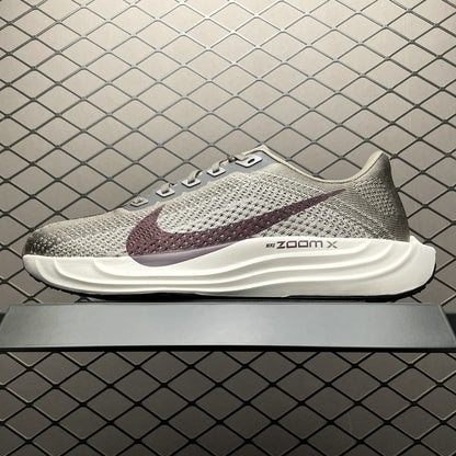 Nike Pegasus Plus FQ7262-005