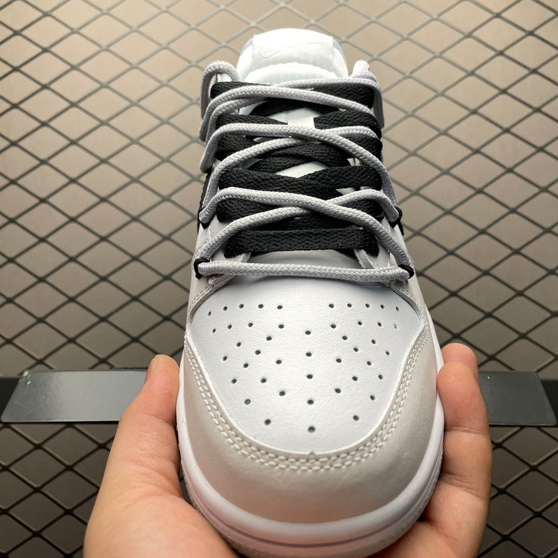 Nike Dunk Low DV0831-101