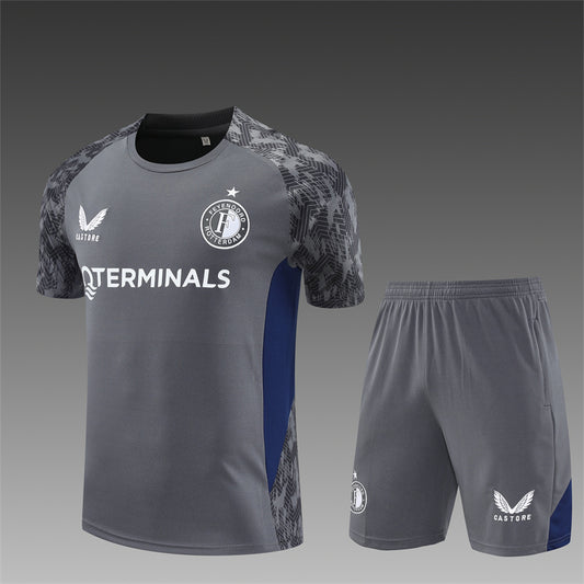 Kit entrenamiento Feyenoord 25/26