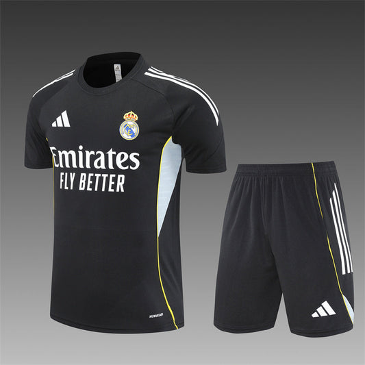 Kit entrenamiento Real Madrid 25/26