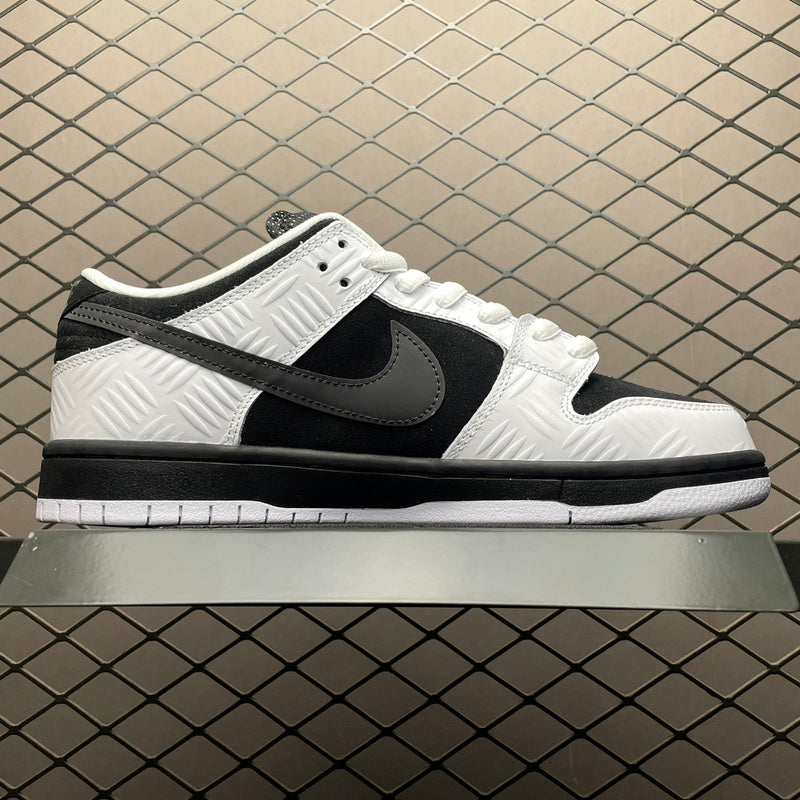 Nike Dunk Low FD2629-100