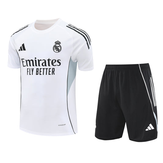 Kit entrenamiento Real Madrid 25/26