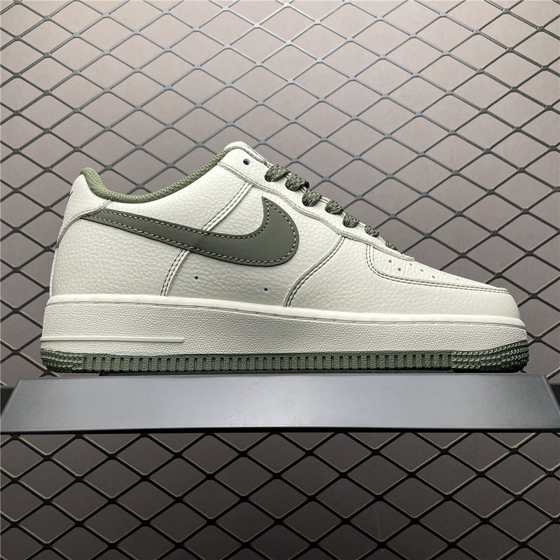 Nike Air Force 1 UN2395-521