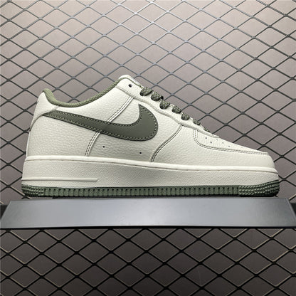 Nike Air Force 1 UN2395-521
