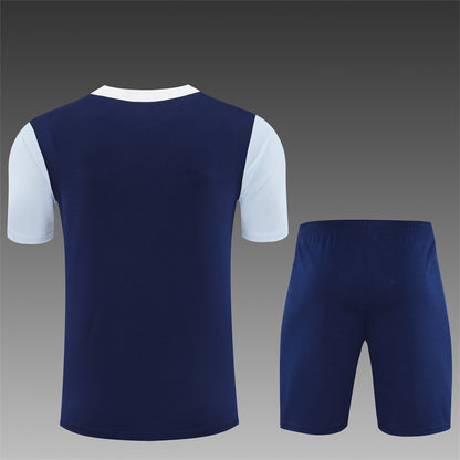 Kit entrenamiento Tottenham 25/26