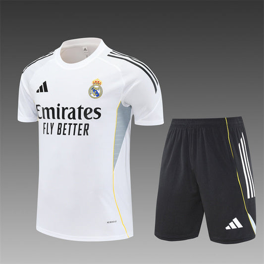 Kit entrenamiento Real Madrid 25/26