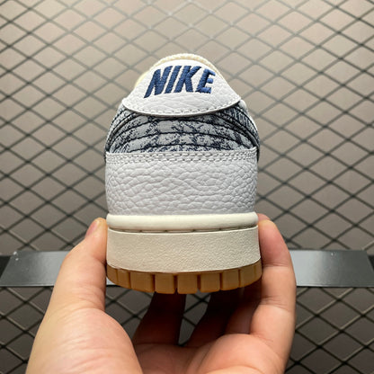 Nike Dunk Low FN6881-100